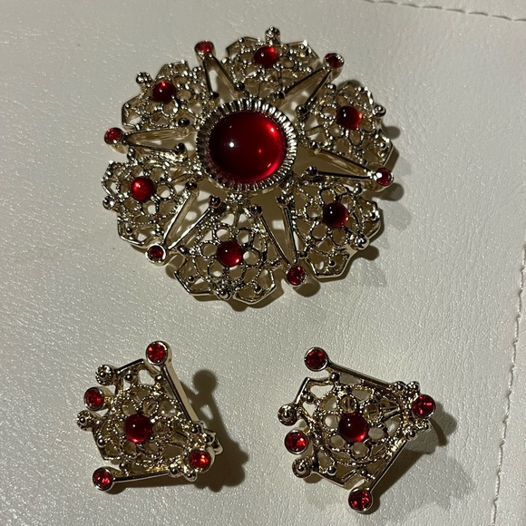 Vintage Sarah Coventry Brooch & Earrings - Serenade Collection (1970). - Picture 11 of 14